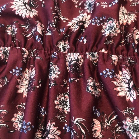 6 FOR $15 Small floral Maurice’s dress - Picture 5 of 6
